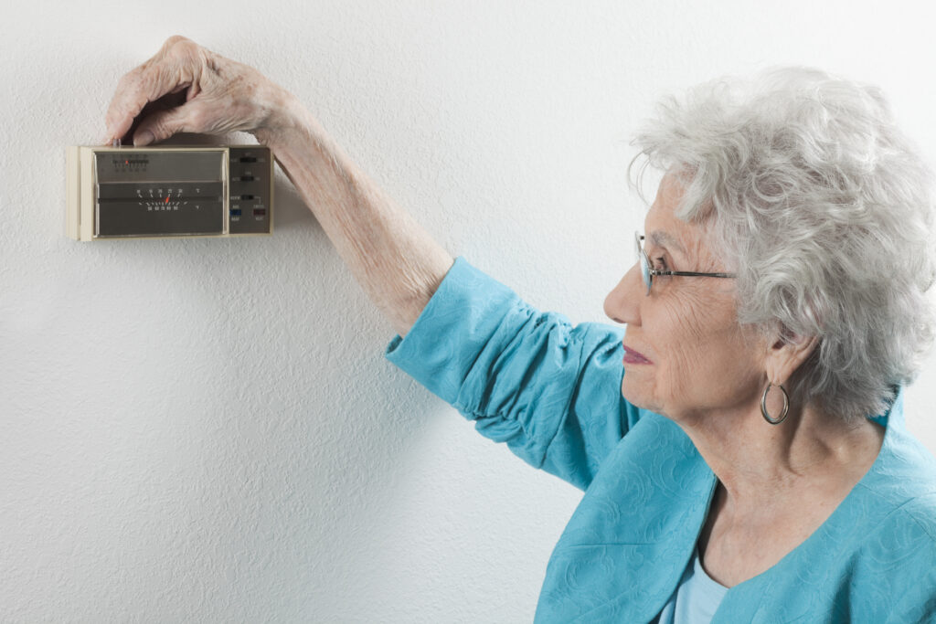 This summer, know the signs of heat-related illness in seniors in order to keep them safe.