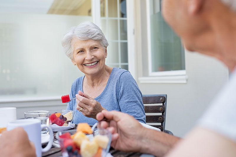 The Many Health Benefits for Seniors of a High-Fiber Diet